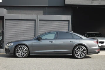 Audi A8 60 TFSI e quattro, 2023