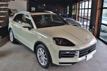 Porsche Cayenne Tiptronic S, 2023