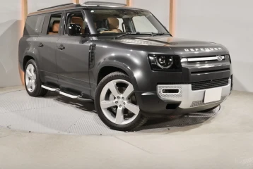 Land Rover Defender D300 First Edition, 2023