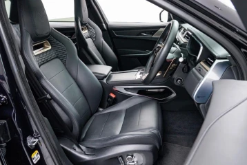 Jaguar F-Pace P550 SVR, 2024