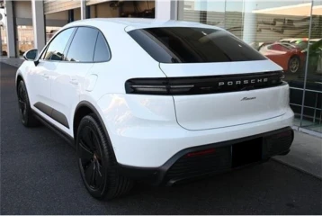 Porsche Macan 96 kWh, 2025