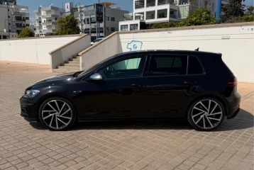 Volkswagen Golf R, 2018