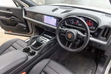 Porsche Cayenne Tiptronic S, 2025