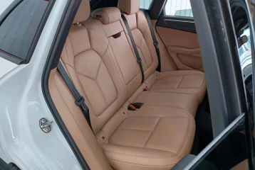 Porsche Macan PDK, 2021