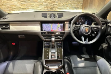 Porsche Macan PDK, 2024