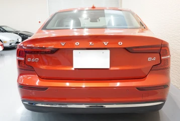 Volvo S60 Ultimate B4, 2023