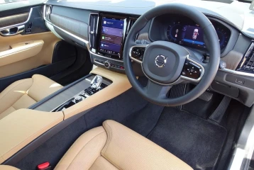 Volvo V90 Ultimate B5, 2023