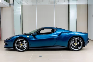 Ferrari 296 GTB, 2025