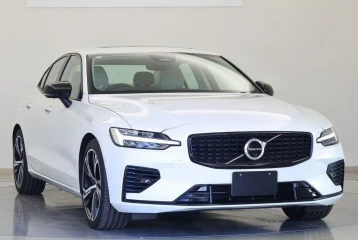 Volvo S60 Recharge Ultimate T6, 2024