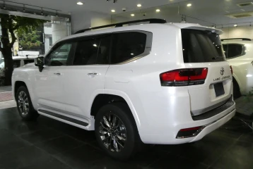 Toyota Land Cruiser 300 ZX, 2024