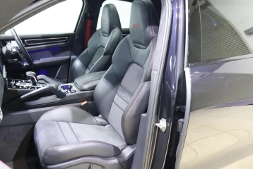 Porsche Cayenne GTS Tiptronic S, 2022