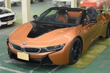 BMW i8 Roadster, 2021