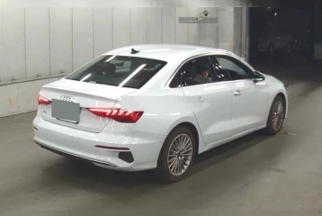 Audi A3 Sedan 30 TFSI Advanced, 2024