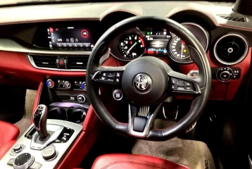 Alfa Romeo Stelvio 2.0 Turbo Q4, 2022