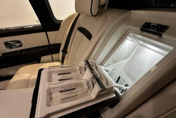 Rolls-Royce Cullinan , 2023