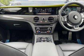 Rolls-Royce Ghost Black Badge, 2024