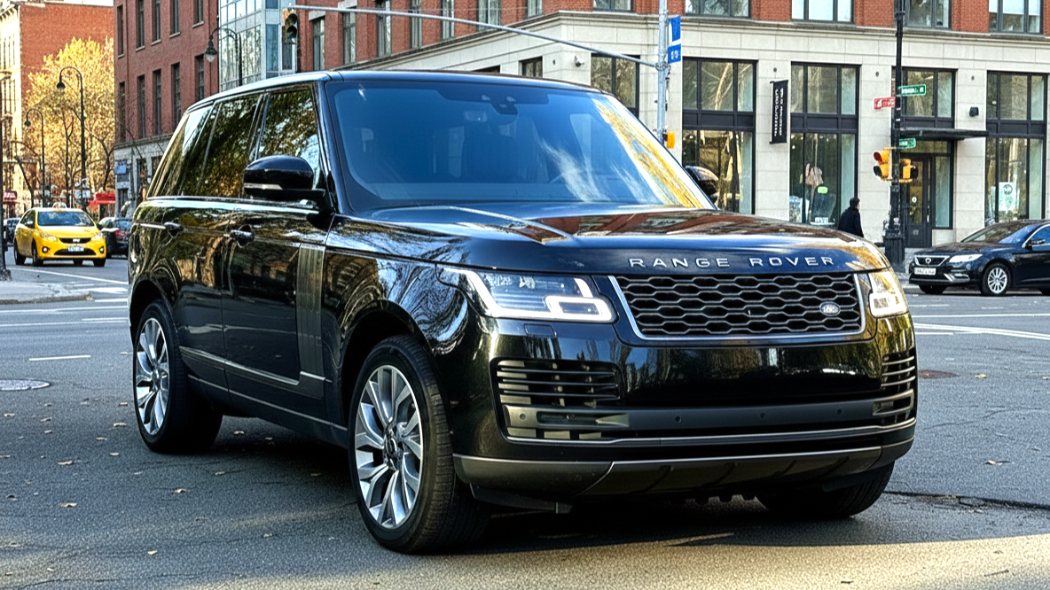 Land Rover Range Rover black