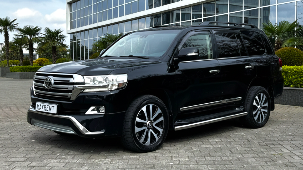 Toyota Land Cruiser black colour
