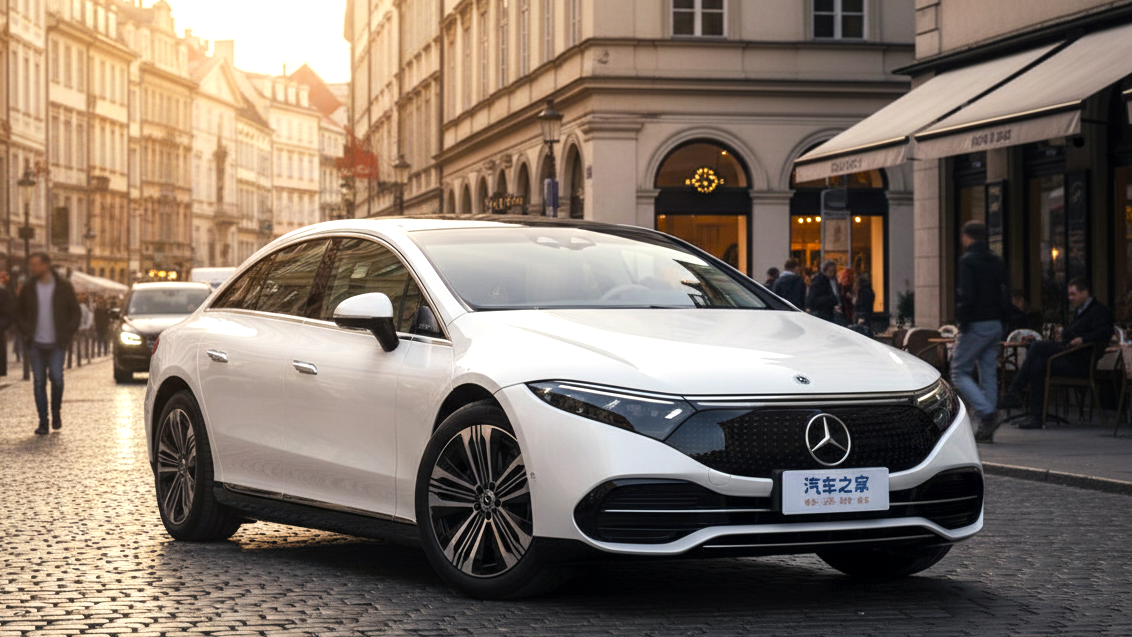 Mercedes-Benz EQS 2021 белого цвета