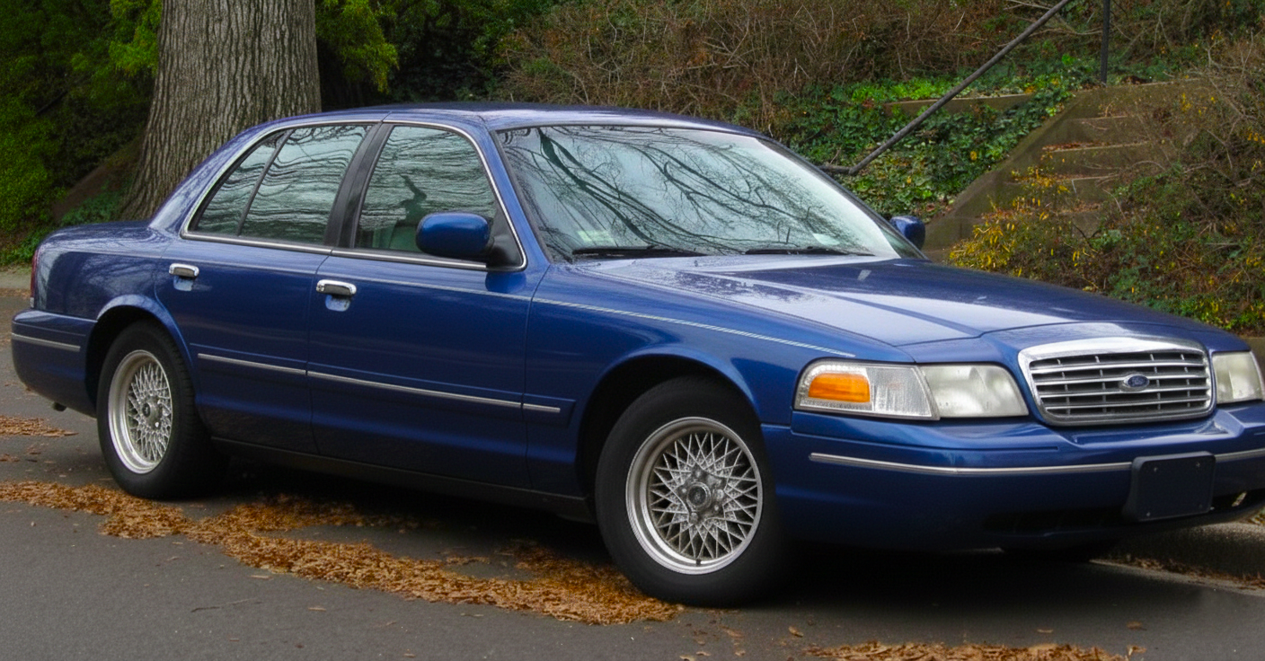 Ford Crown Victoria blue colour