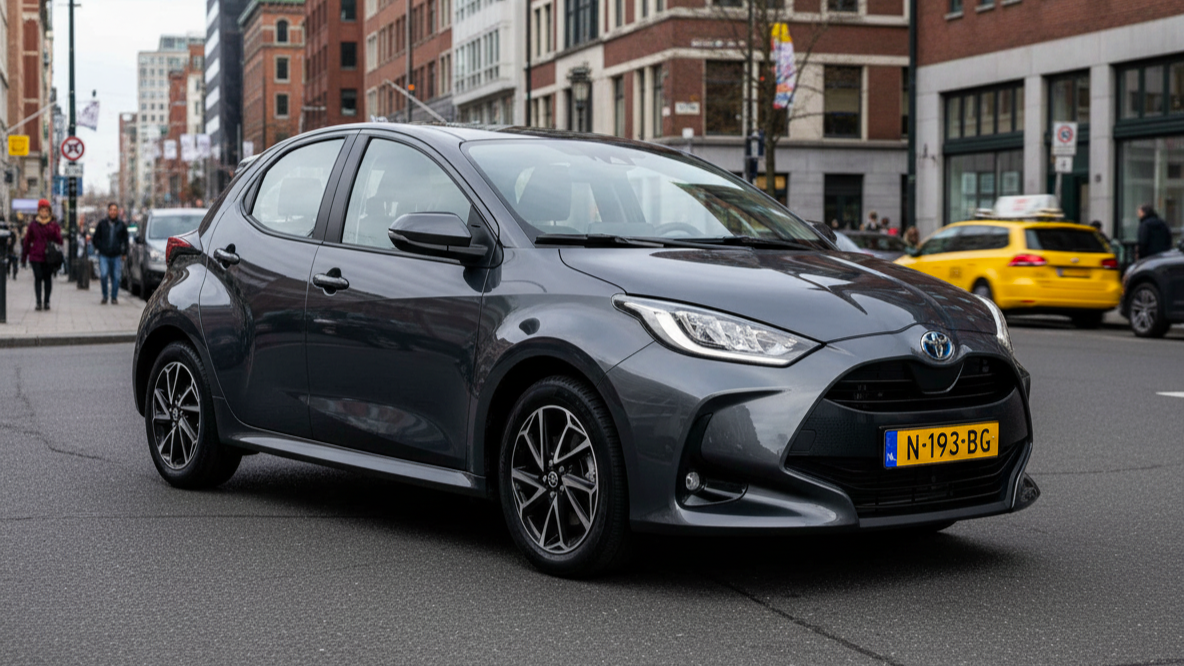 Toyota Yaris Black Colour